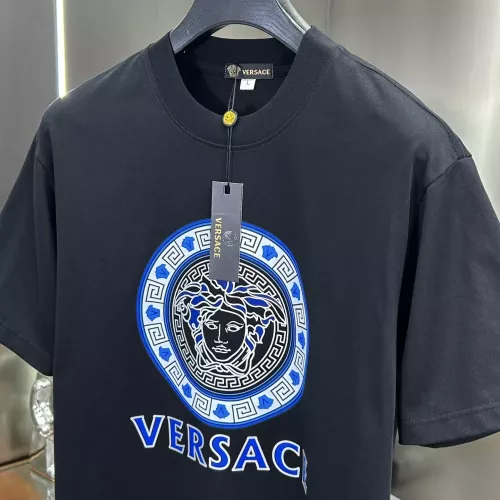 Cheap Versace T-Shirts Short Sleeved For Men #1354714 Replica Wholesale [$60.00 USD] [ITEM#1354714] on Replica Versace T-Shirts