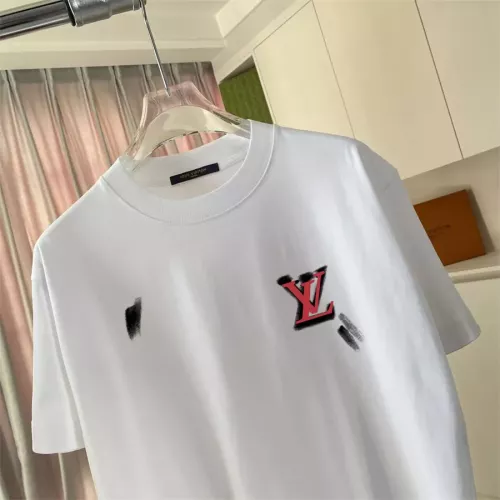 Cheap Louis Vuitton LV T-Shirts Short Sleeved For Unisex #1354942 Replica Wholesale [$42.00 USD] [ITEM#1354942] on Replica Louis Vuitton LV T-Shirts