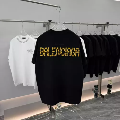 Cheap Balenciaga T-Shirts Short Sleeved For Unisex #1355138 Replica Wholesale [$42.00 USD] [ITEM#1355138] on Replica Balenciaga T-Shirts