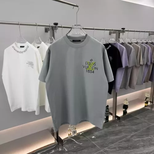 Louis Vuitton LV T-Shirts Short Sleeved For Unisex #1355145