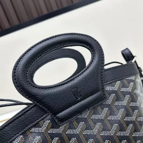 Cheap Goyard AAA Quality Messenger Bags For Women #1355336 Replica Wholesale [$76.00 USD] [ITEM#1355336] on Replica Goyard AAA Quality Messenger Bags