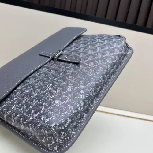 Cheap Goyard AAA Quality Messenger Bags For Unisex #1355351 Replica Wholesale [$76.00 USD] [ITEM#1355351] on Replica Goyard AAA Quality Messenger Bags