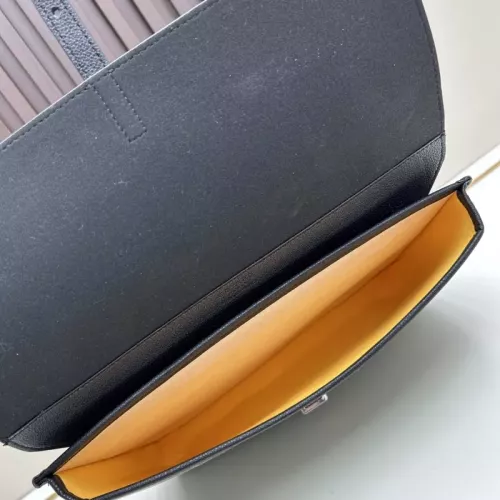 Cheap Goyard AAA Quality Messenger Bags For Unisex #1355352 Replica Wholesale [$76.00 USD] [ITEM#1355352] on Replica Goyard AAA Quality Messenger Bags