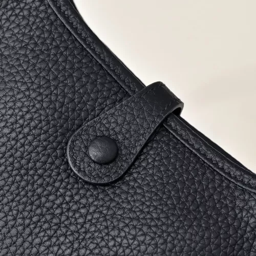 Cheap Hermes AAA Quality Messenger Bags For Women #1355567 Replica Wholesale [$76.00 USD] [ITEM#1355567] on Replica Hermes AAA Quality Messenger Bags