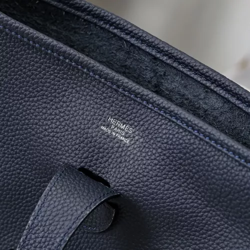 Cheap Hermes AAA Quality Messenger Bags For Women #1355568 Replica Wholesale [$100.00 USD] [ITEM#1355568] on Replica Hermes AAA Quality Messenger Bags