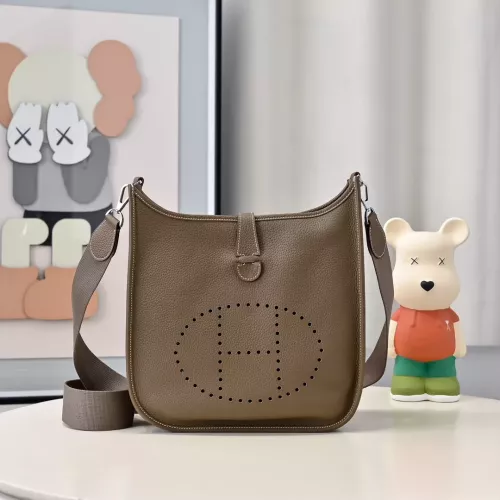 Hermes AAA Quality Messenger Bags For Women #1355574