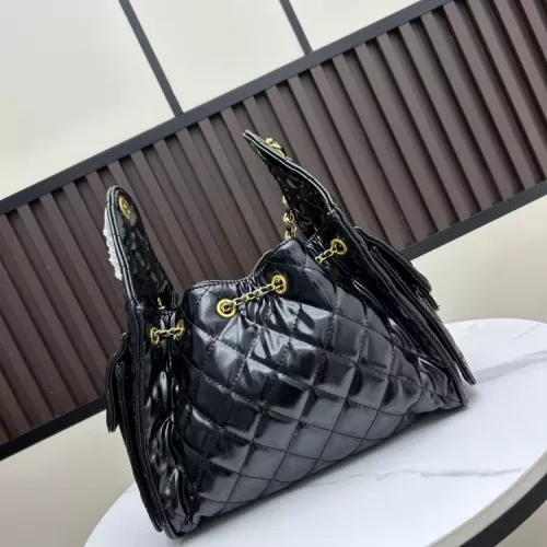 Cheap Chanel AAA Quality Shoulder Bags For Women #1355636 Replica Wholesale [$76.00 USD] [ITEM#1355636] on Replica Chanel AAA Quality Shoulder Bags