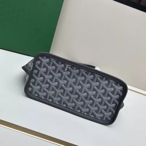 Cheap Goyard AAA Quality Handbags For Women #1355684 Replica Wholesale [$92.00 USD] [ITEM#1355684] on Replica Goyard AAA Quality Handbags