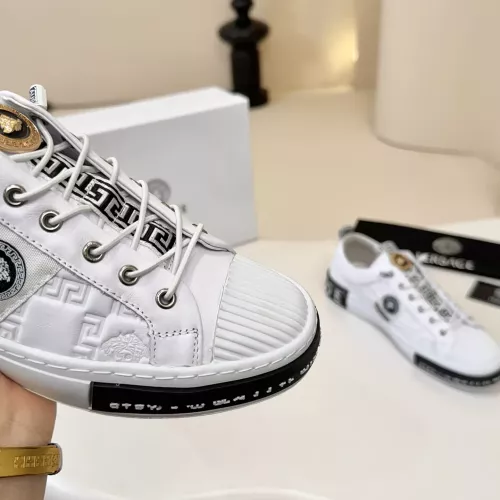 Cheap Versace Casual Shoes For Men #1355743 Replica Wholesale [$76.00 USD] [ITEM#1355743] on Replica Versace Casual Shoes