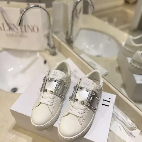 Cheap Valentino Casual Shoes For Men #1355783 Replica Wholesale [$82.00 USD] [ITEM#1355783] on Replica Valentino Casual Shoes