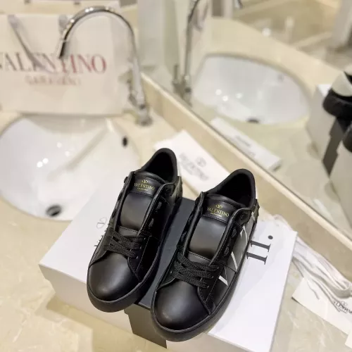 Cheap Valentino Casual Shoes For Men #1355787 Replica Wholesale [$85.00 USD] [ITEM#1355787] on Replica Valentino Casual Shoes