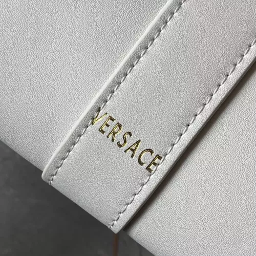 Cheap Versace AAA Quality Shoulder Bags For Women #1355834 Replica Wholesale [$132.00 USD] [ITEM#1355834] on Replica Versace AAA Quality Shoulder Bags