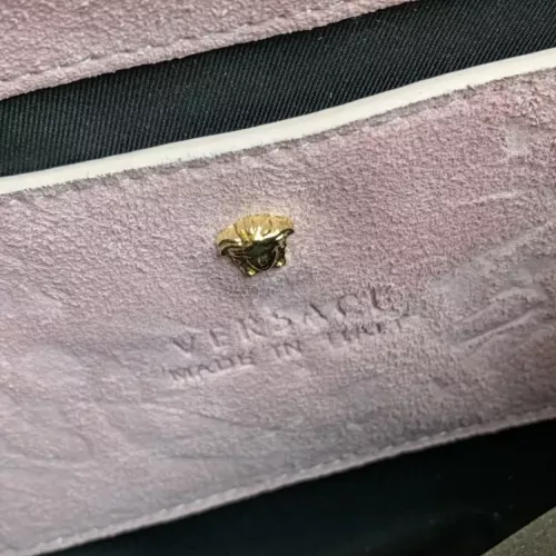 Cheap Versace AAA Quality Shoulder Bags For Women #1355841 Replica Wholesale [$132.00 USD] [ITEM#1355841] on Replica Versace AAA Quality Shoulder Bags