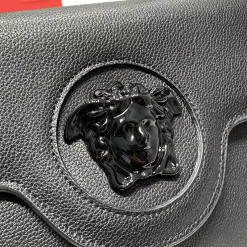 Cheap Versace AAA Quality Handbags For Women #1355893 Replica Wholesale [$145.00 USD] [ITEM#1355893] on Replica Versace AAA Quality Handbags