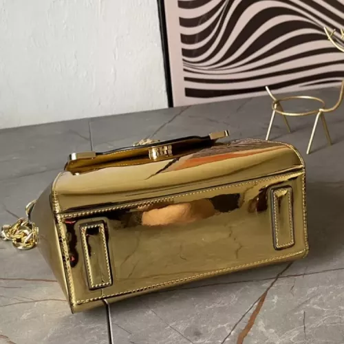 Cheap Versace AAA Quality Handbags For Women #1355895 Replica Wholesale [$158.00 USD] [ITEM#1355895] on Replica Versace AAA Quality Handbags