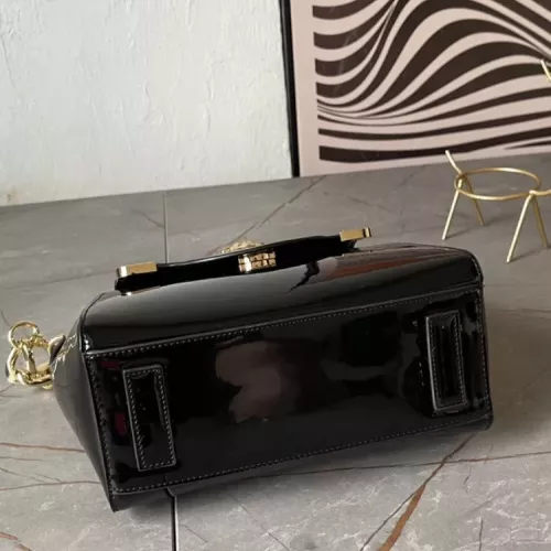 Cheap Versace AAA Quality Handbags For Women #1355896 Replica Wholesale [$158.00 USD] [ITEM#1355896] on Replica Versace AAA Quality Handbags