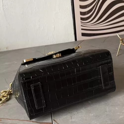 Cheap Versace AAA Quality Handbags For Women #1355897 Replica Wholesale [$158.00 USD] [ITEM#1355897] on Replica Versace AAA Quality Handbags