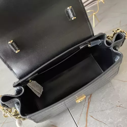 Cheap Versace AAA Quality Handbags For Women #1355897 Replica Wholesale [$158.00 USD] [ITEM#1355897] on Replica Versace AAA Quality Handbags