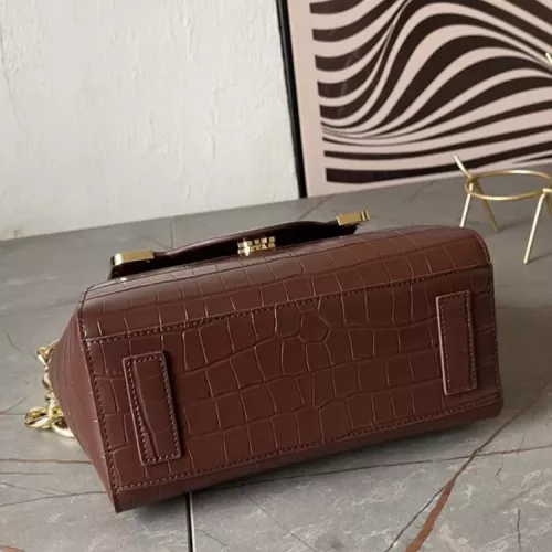 Cheap Versace AAA Quality Handbags For Women #1355899 Replica Wholesale [$158.00 USD] [ITEM#1355899] on Replica Versace AAA Quality Handbags