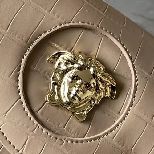 Cheap Versace AAA Quality Handbags For Women #1355900 Replica Wholesale [$158.00 USD] [ITEM#1355900] on Replica Versace AAA Quality Handbags