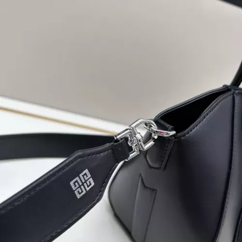 Cheap Givenchy AAA Quality Handbags For Women #1355908 Replica Wholesale [$102.00 USD] [ITEM#1355908] on Replica Givenchy AAA Quality Handbags