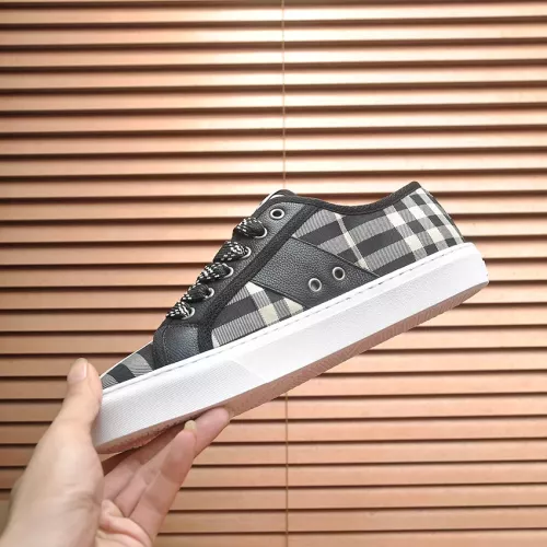 Cheap Burberry Casual Shoes For Men #1356014 Replica Wholesale [$88.00 USD] [ITEM#1356014] on Replica Burberry Casual Shoes