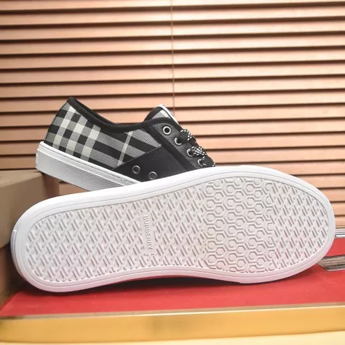 Cheap Burberry Casual Shoes For Men #1356014 Replica Wholesale [$88.00 USD] [ITEM#1356014] on Replica Burberry Casual Shoes