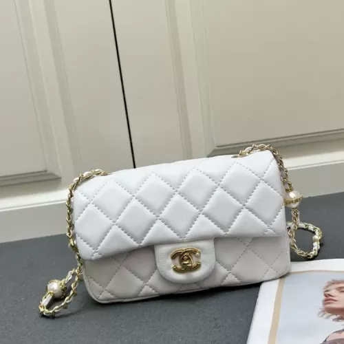 Chanel AAA Quality Messenger Bags For Women #1356089