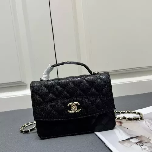 Chanel AAA Quality Messenger Bags For Women #1356101