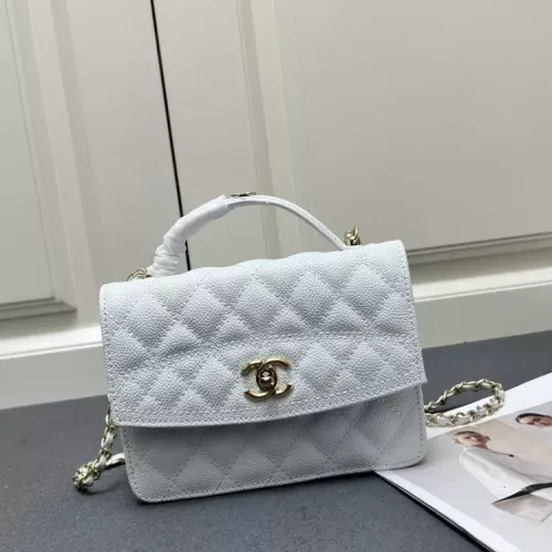 Chanel AAA Quality Messenger Bags For Women #1356102