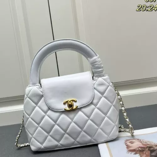 Chanel AAA Quality Handbags For Women #1356136