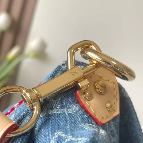 Cheap Louis Vuitton AAA Quality Messenger Bags For Women #1356156 Replica Wholesale [$195.00 USD] [ITEM#1356156] on Replica Louis Vuitton AAA Quality Messenger Bags