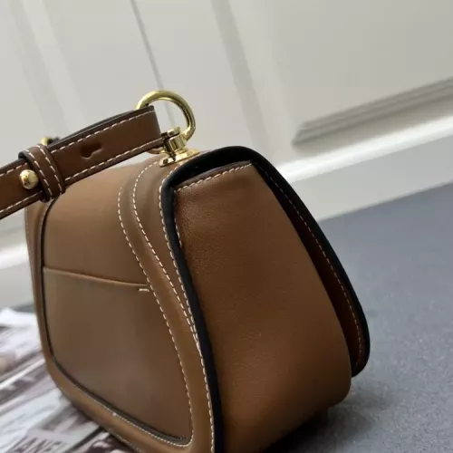 Cheap Gucci AAA Quality Messenger Bags For Women #1356172 Replica Wholesale [$92.00 USD] [ITEM#1356172] on Replica Gucci AAA Quality Messenger Bags
