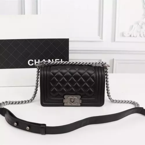 Chanel AAA Quality Messenger Bags For Women #1356207