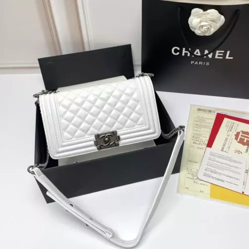 Chanel AAA Quality Messenger Bags For Women #1356225