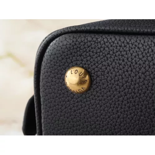 Cheap Louis Vuitton Messenger Bags For Women #1356286 Replica Wholesale [$56.00 USD] [ITEM#1356286] on Replica Louis Vuitton Messenger Bags