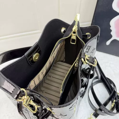 Cheap Louis Vuitton Messenger Bags For Women #1356545 Replica Wholesale [$41.00 USD] [ITEM#1356545] on Replica Louis Vuitton Messenger Bags