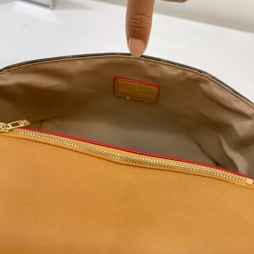 Cheap Louis Vuitton Messenger Bags For Women #1356558 Replica Wholesale [$40.00 USD] [ITEM#1356558] on Replica Louis Vuitton Messenger Bags