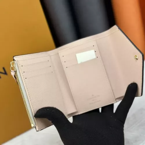Cheap Louis Vuitton LV Wallets For Women #1356699 Replica Wholesale [$34.00 USD] [ITEM#1356699] on Replica Louis Vuitton LV Wallets