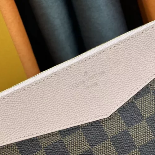 Cheap Louis Vuitton LV Wallets #1356738 Replica Wholesale [$40.00 USD] [ITEM#1356738] on Replica Louis Vuitton LV Wallets