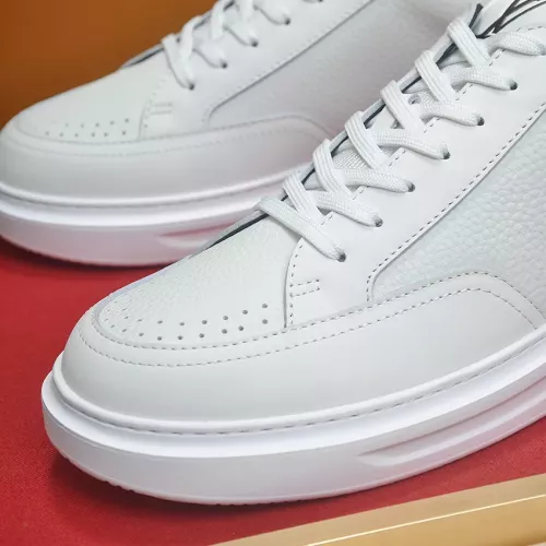 Cheap Louis Vuitton Casual Shoes For Men #1356747 Replica Wholesale [$115.00 USD] [ITEM#1356747] on Replica Louis Vuitton Casual Shoes