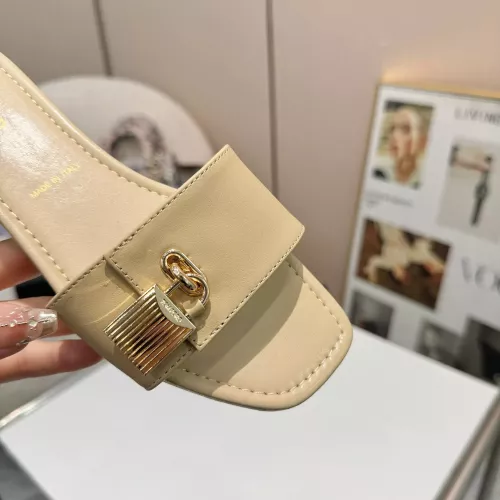 Cheap Tom Ford Slippers For Women #1357335 Replica Wholesale [$82.00 USD] [ITEM#1357335] on Replica Tom Ford Slippers