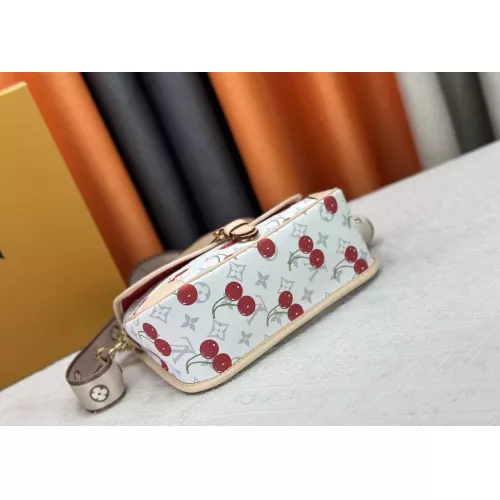 Cheap Louis Vuitton AAA Quality Messenger Bags For Women #1357352 Replica Wholesale [$72.00 USD] [ITEM#1357352] on Replica Louis Vuitton AAA Quality Messenger Bags