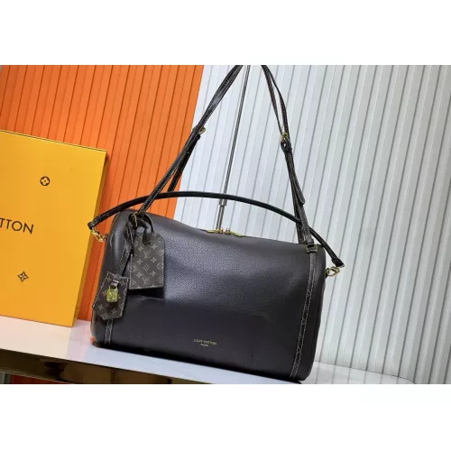 Louis Vuitton AAA Quality Messenger Bags For Women #1357447