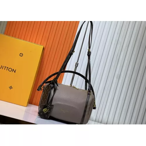 Louis Vuitton AAA Quality Messenger Bags For Women #1357450