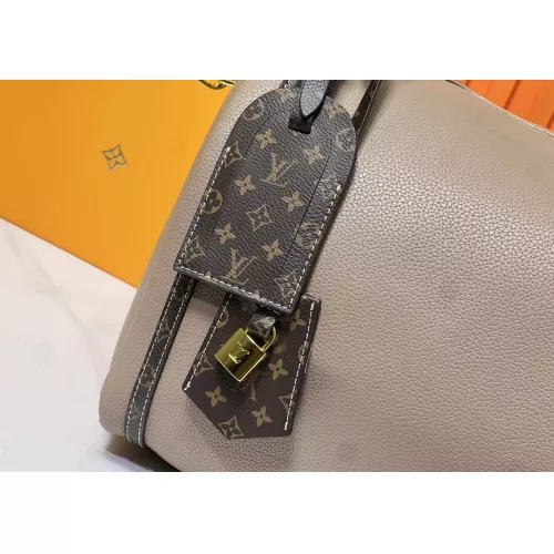 Cheap Louis Vuitton AAA Quality Messenger Bags For Women #1357451 Replica Wholesale [$72.00 USD] [ITEM#1357451] on Replica Louis Vuitton AAA Quality Messenger Bags
