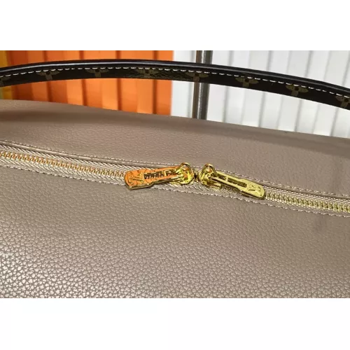 Cheap Louis Vuitton AAA Quality Messenger Bags For Women #1357451 Replica Wholesale [$72.00 USD] [ITEM#1357451] on Replica Louis Vuitton AAA Quality Messenger Bags