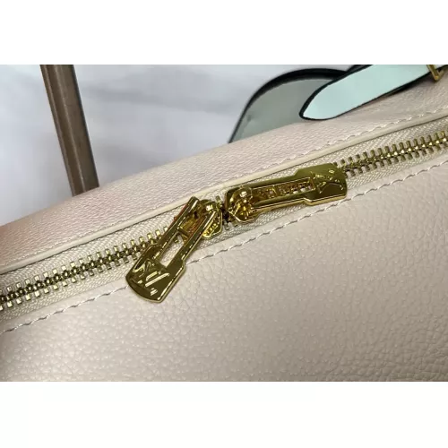 Cheap Louis Vuitton AAA Quality Messenger Bags For Women #1357452 Replica Wholesale [$68.00 USD] [ITEM#1357452] on Replica Louis Vuitton AAA Quality Messenger Bags