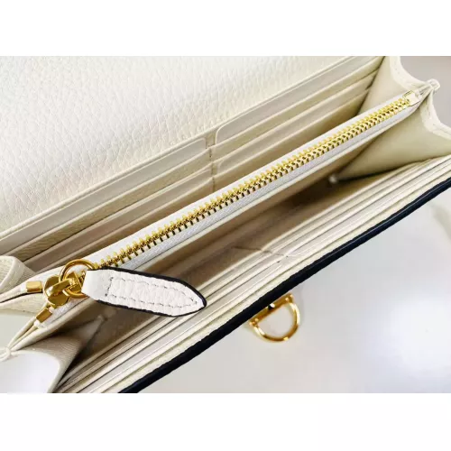 Cheap Gucci AAA Card Case #1357871 Replica Wholesale [$88.00 USD] [ITEM#1357871] on Replica Gucci AAA Wallets