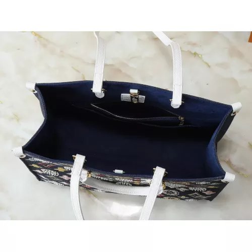 Cheap Louis Vuitton AAA Quality Handbags For Women #1357953 Replica Wholesale [$80.00 USD] [ITEM#1357953] on Replica Louis Vuitton AAA Quality Handbags
